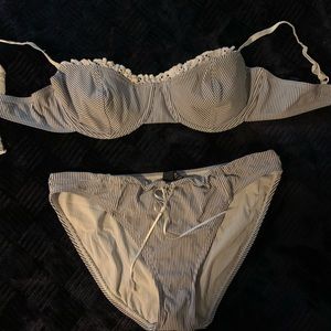 Stripped 2-piece swim suit
